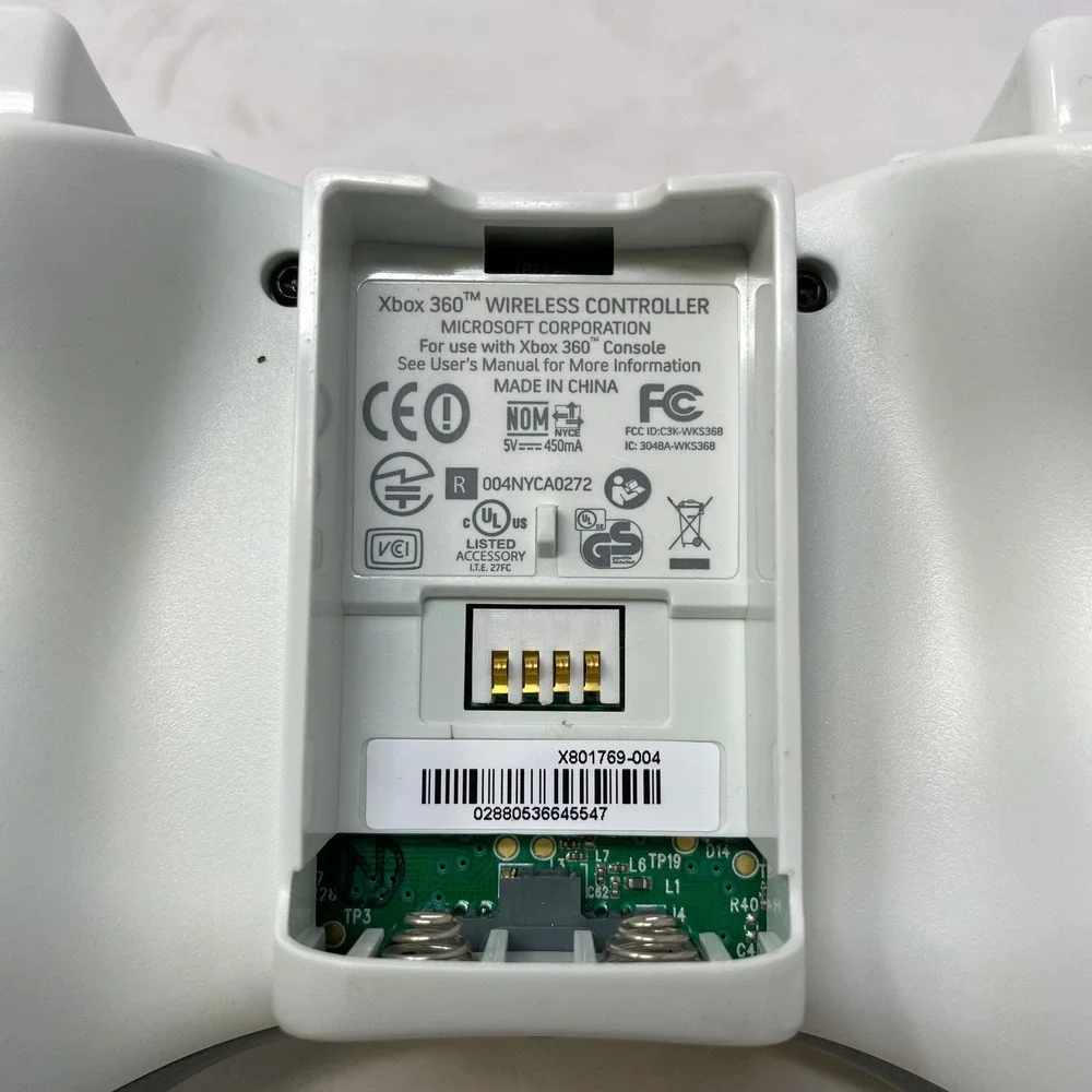 Microsoft‎ Xbox 360 Wireless Controller White X801769-004 For Parts or Repair